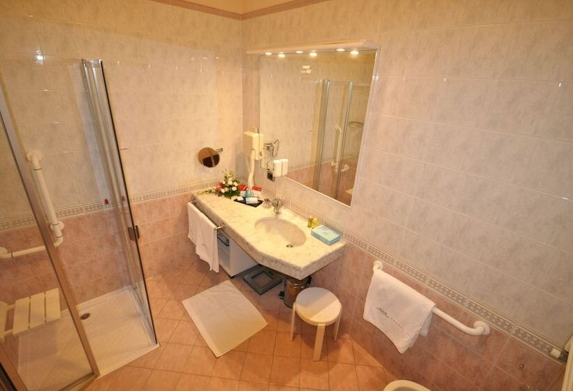 标准间带阳台, Savoy Beach Hotel & Thermal Spa