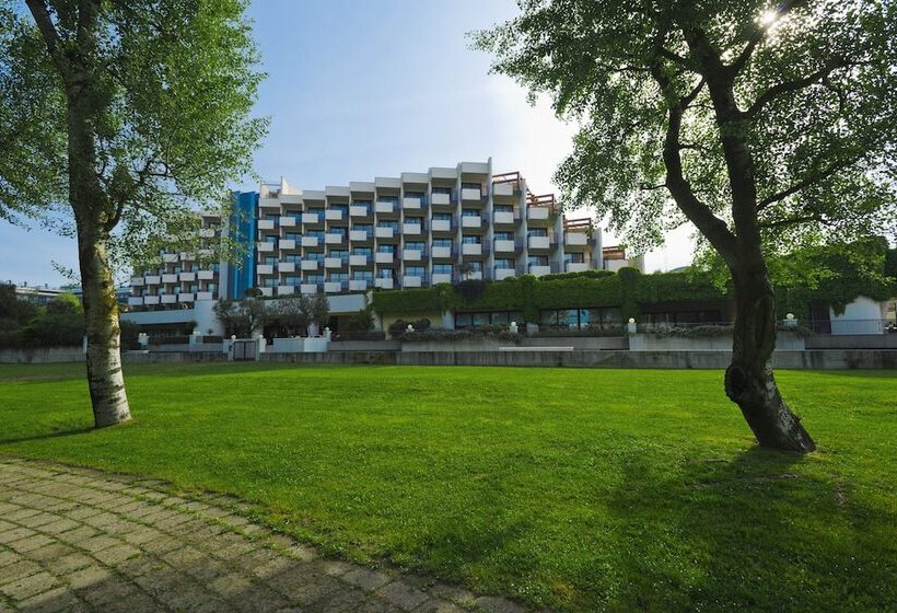 带阳台的标准单人间, Savoy Beach Hotel & Thermal Spa