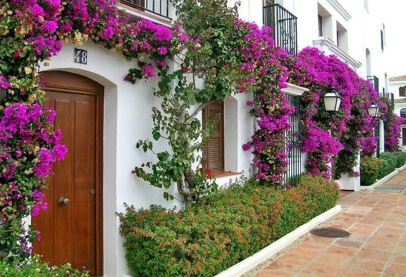 2-Bedroom Classic Apartment, Macdonald Villacana Resort