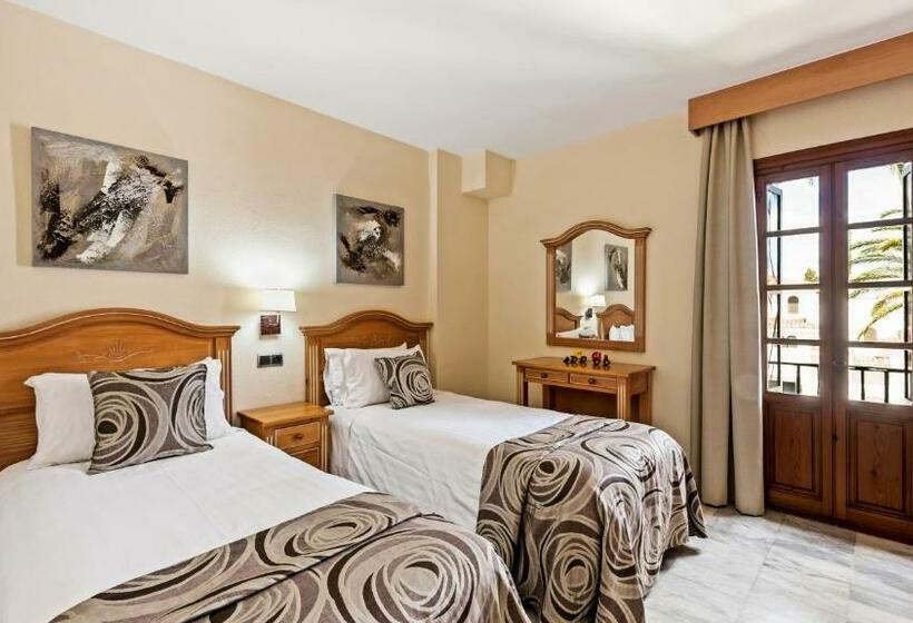 带3个卧室的高级公寓, Macdonald Villacana Resort