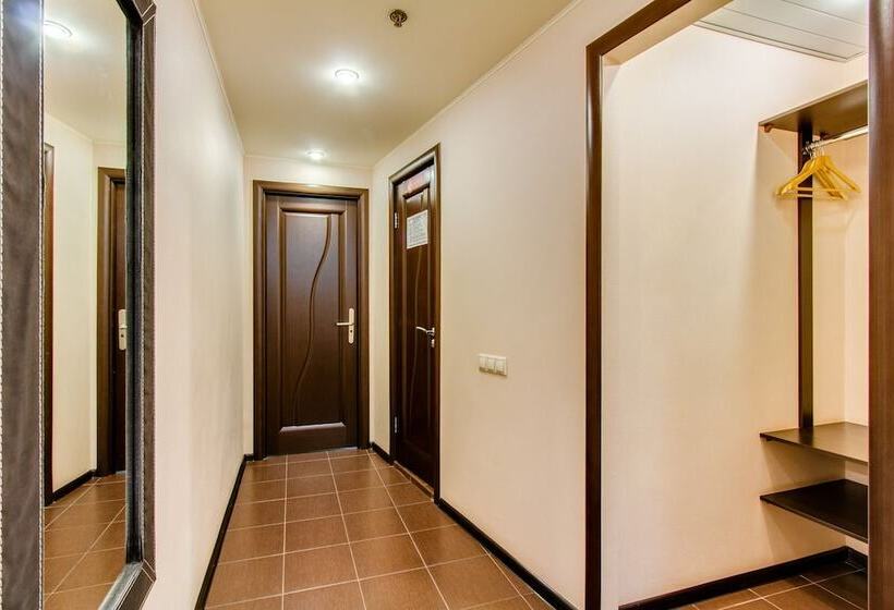 Номер бизнес-класса, Sunflower Hotel Rumyantsevo