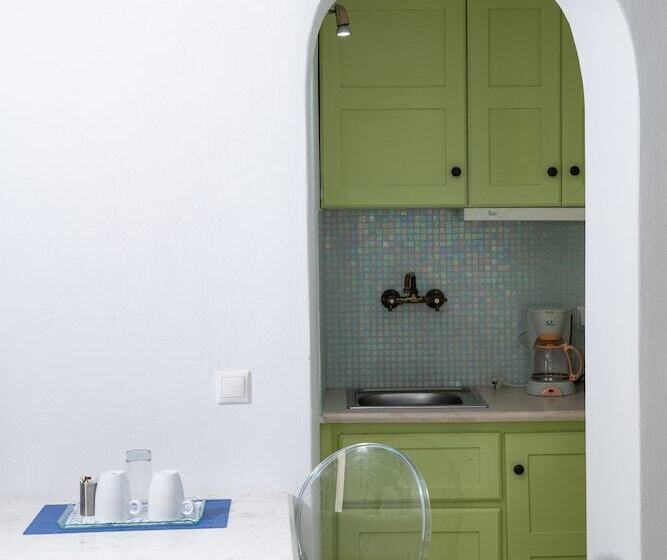 Студия Стандарт, Avant Garde Suites