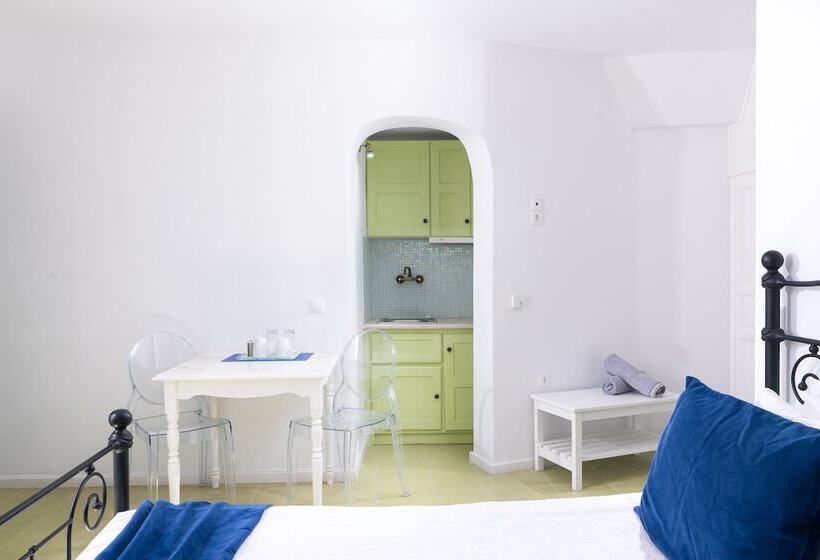 Студия Стандарт, Avant Garde Suites