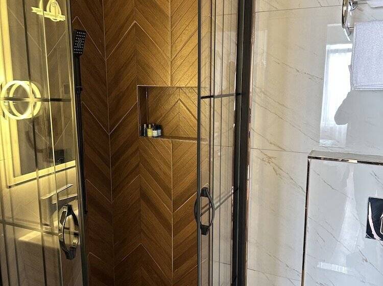 اتاق استاندارد با چشمانداز دریا, Blue Tuana Hotel Old City