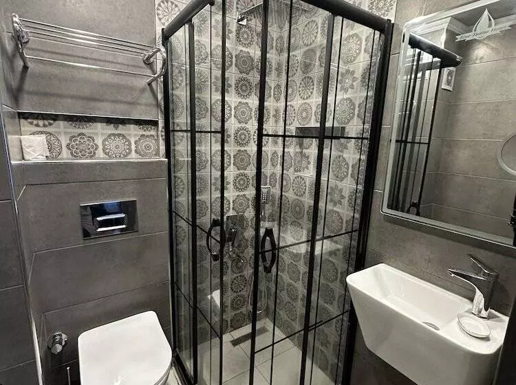 اتاق استاندارد, Blue Tuana Hotel Old City