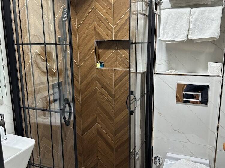 اتاق استاندارد با چشمانداز دریا, Blue Tuana Hotel Old City