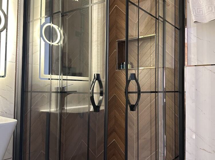 اتاق استاندارد با چشمانداز دریا, Blue Tuana Hotel Old City