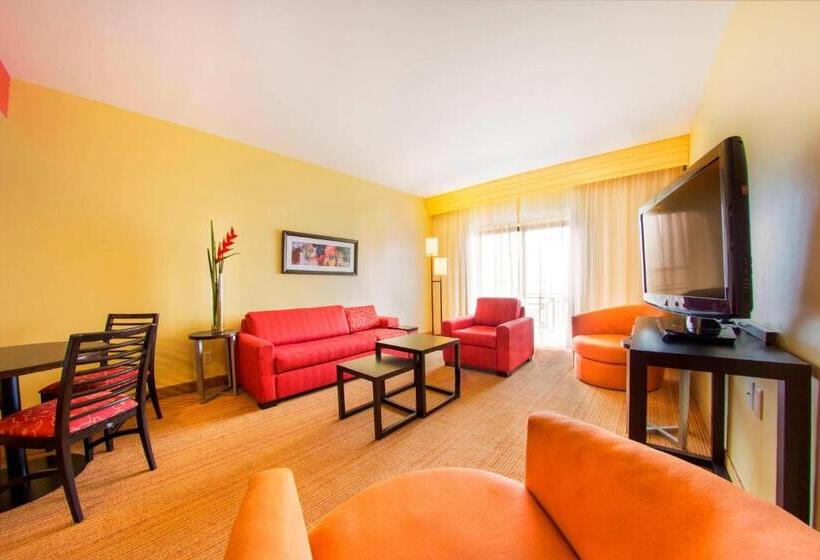 2 Schlafzimmer Suite, Courtyard By Marriott Paramaribo