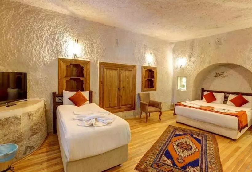 デラックストリプルルーム, Dervish Cave House & Restaurant