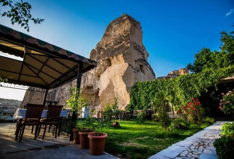 デラックストリプルルーム, Dervish Cave House & Restaurant