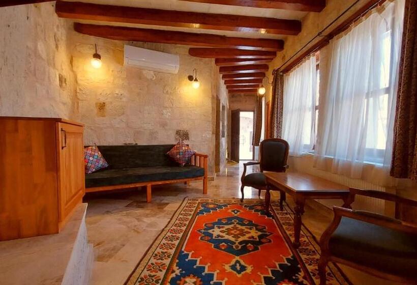 سوئیت با چشمانداز, Dervish Cave House & Restaurant