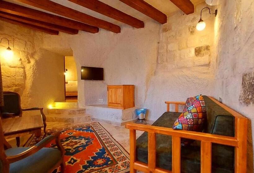 سوئیت با چشمانداز, Dervish Cave House & Restaurant