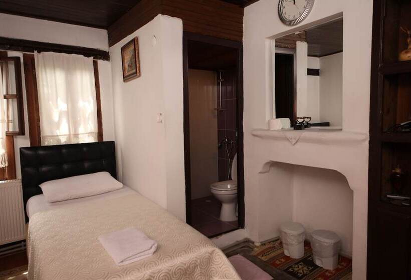 غرفة قياسية, Efe Guest House