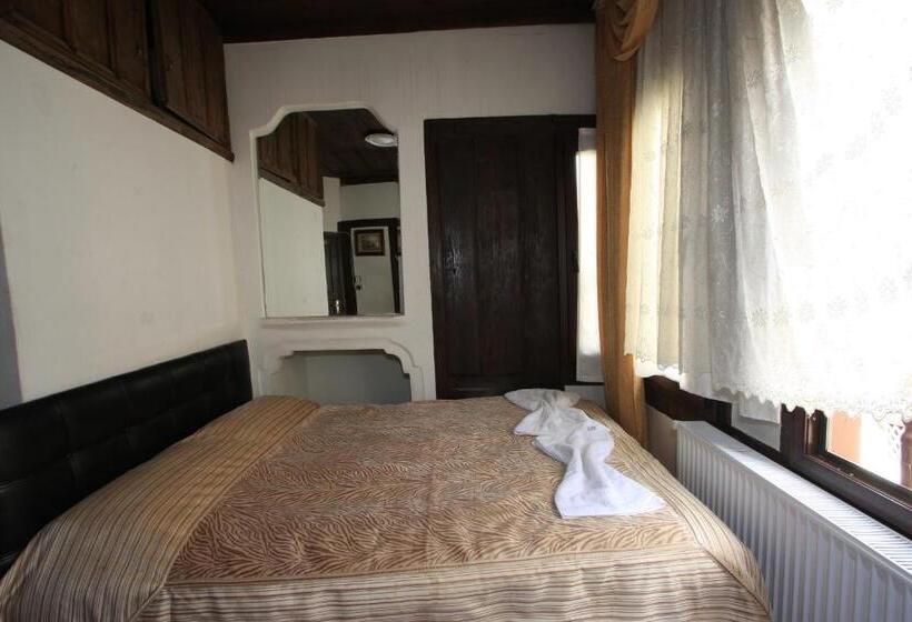 غرفة قياسية, Efe Guest House