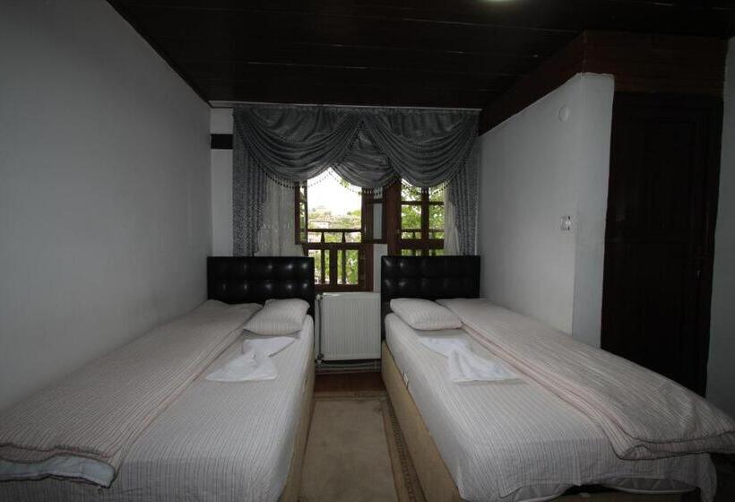 Номер Стандарт, Efe Guest House
