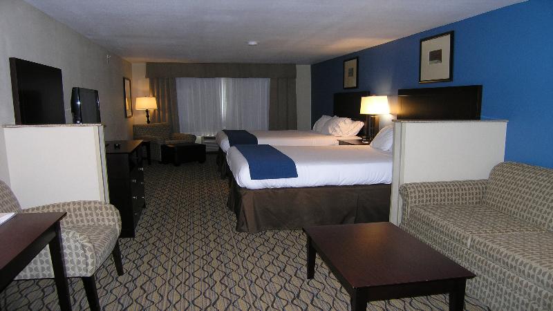 جناح, Holiday Inn Express & Suites Belle Vernon By Ihg