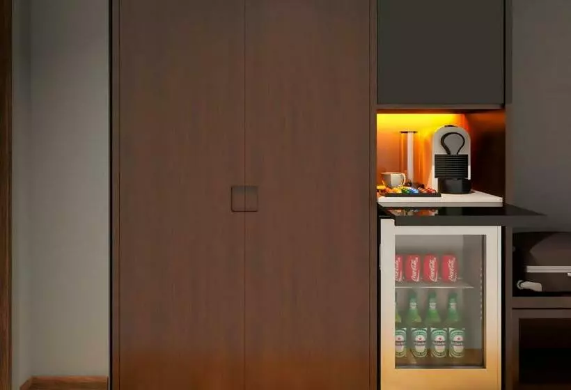 اتاق استاندارد با تخت بزرگ, Courtyard By Marriott Puerto Montt