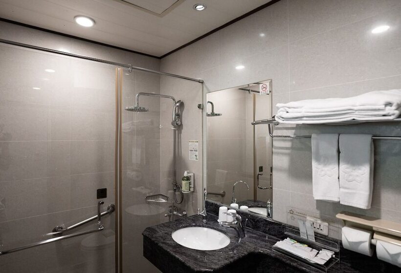 اتاق سوپریور, Ocean Hotel Hualien