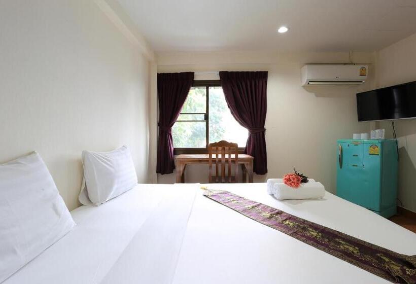 Chambre Triple Standard, The Siam Guest House   Sha Extra Plus