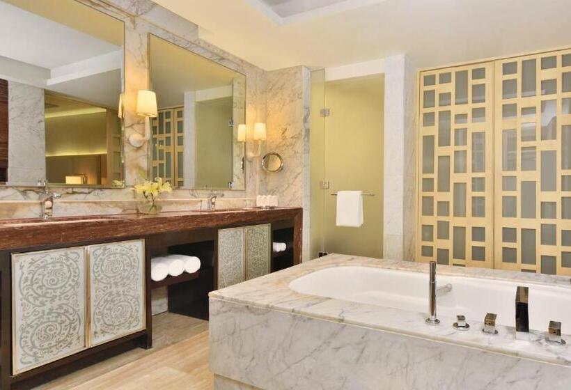 带双人大床的行政管理套房, Jw Marriott Hotel Chandigarh