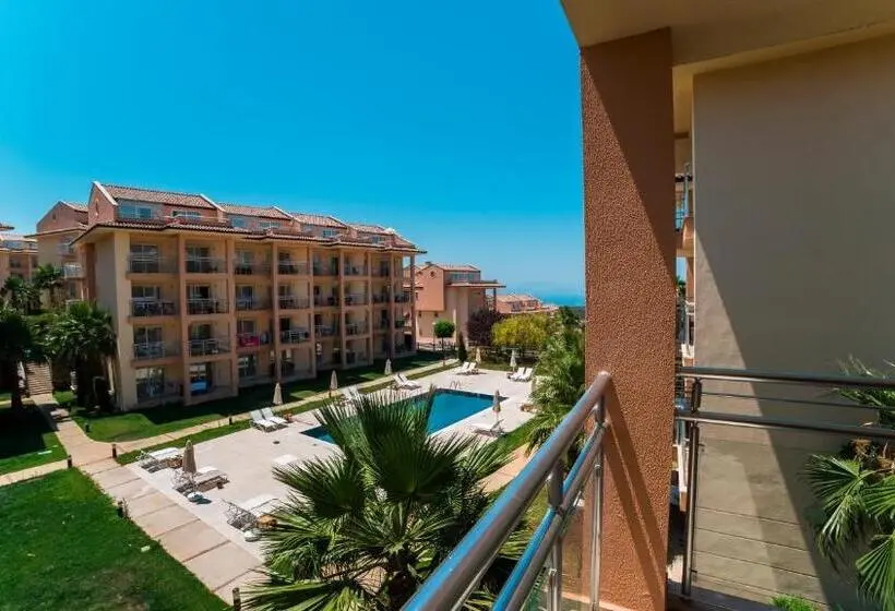 メゾネットスイート, Unique Residence Hotel Golf and Spa
