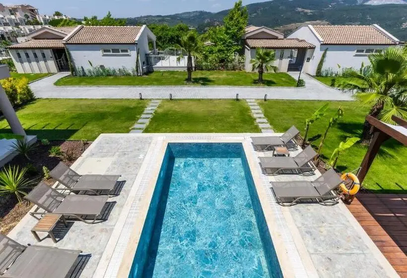 デラックスファミリールーム, Unique Residence Hotel Golf and Spa