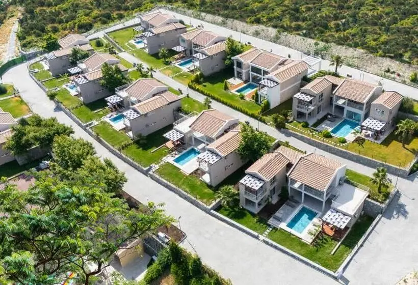 デラックスルーム, Unique Residence Hotel Golf and Spa