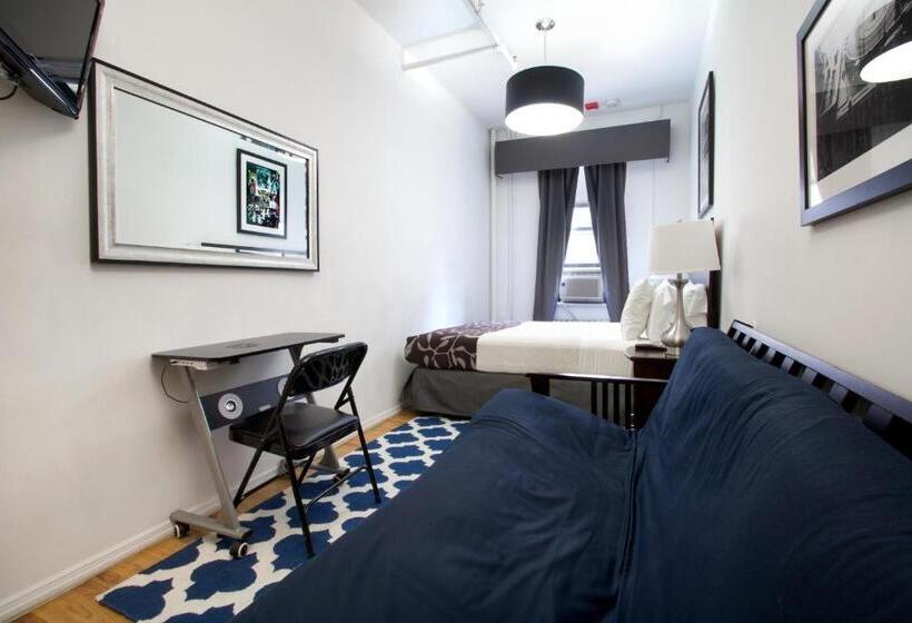 اتاق استاندارد, 309