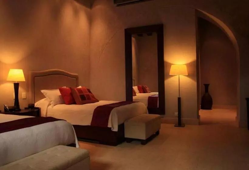 デラックスルーム, Ananda Hotel Boutique