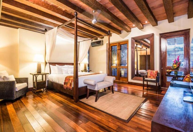 小型套房, Ananda Hotel Boutique