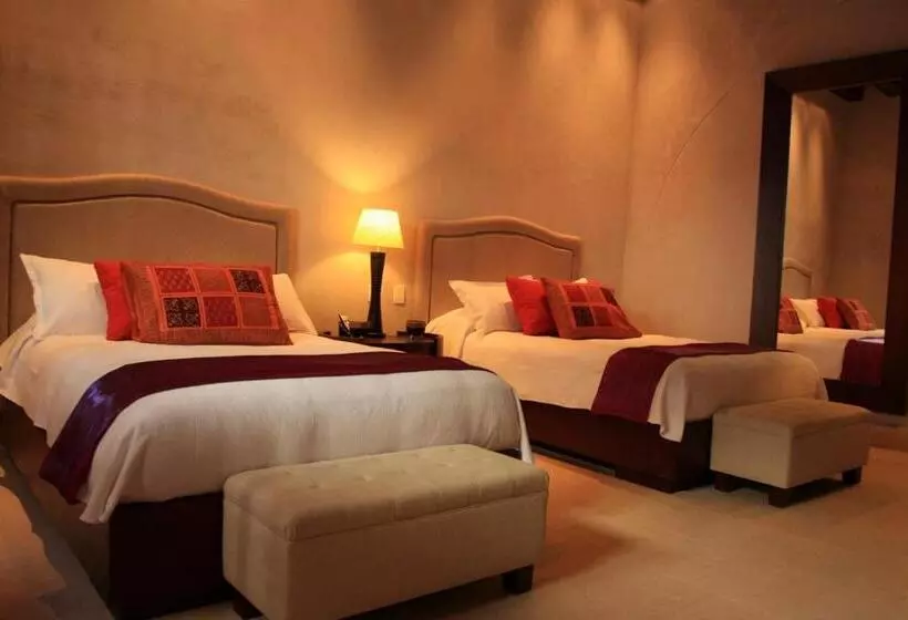 デラックスルーム, Ananda Hotel Boutique