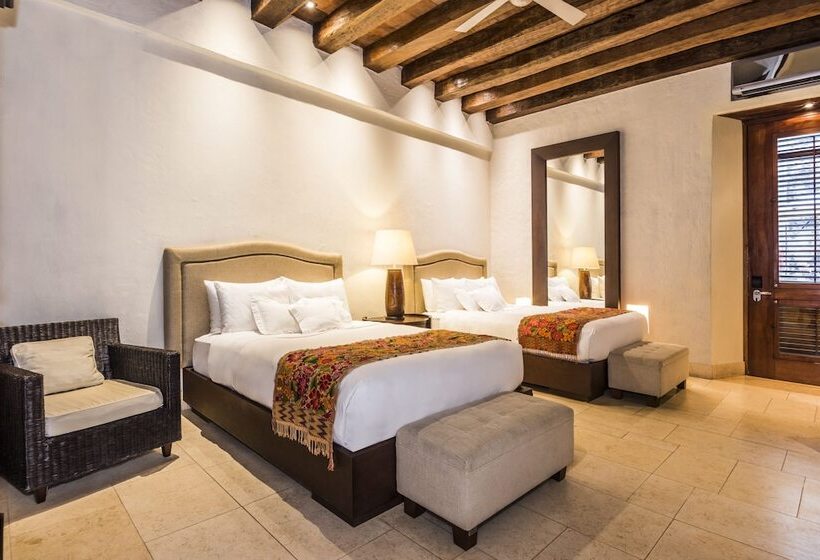 Номер Deluxe, Ananda Hotel Boutique