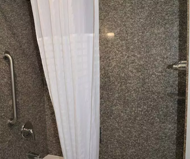スイート, Comfort Suites At Katy Mills