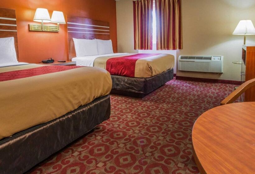 Номер Стандарт 2 Двуспальные Кровати, Econo Lodge