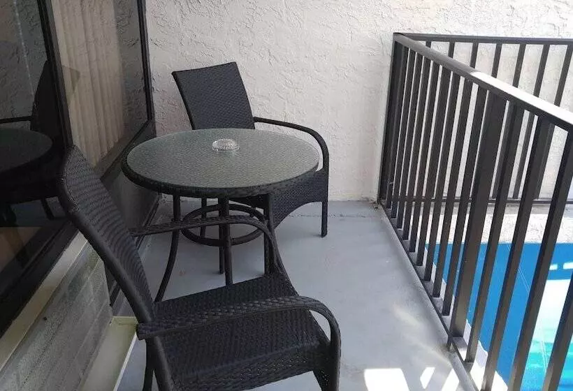 デラックスルーム, Flamingo Inn Beachfront