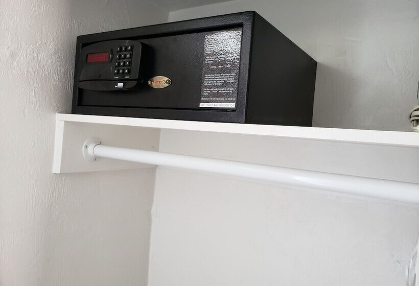 스탠다드 룸, Flamingo Inn Beachfront