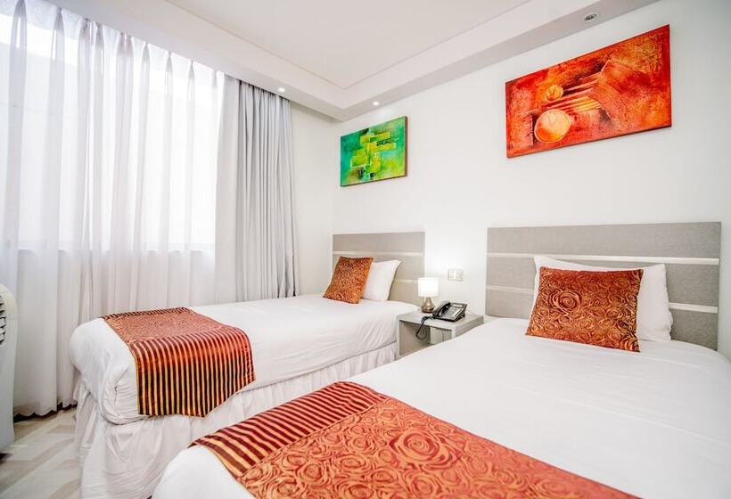 标准间, Gavina Express Iquique