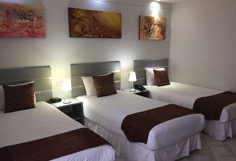 标准三人间, Gavina Express Iquique