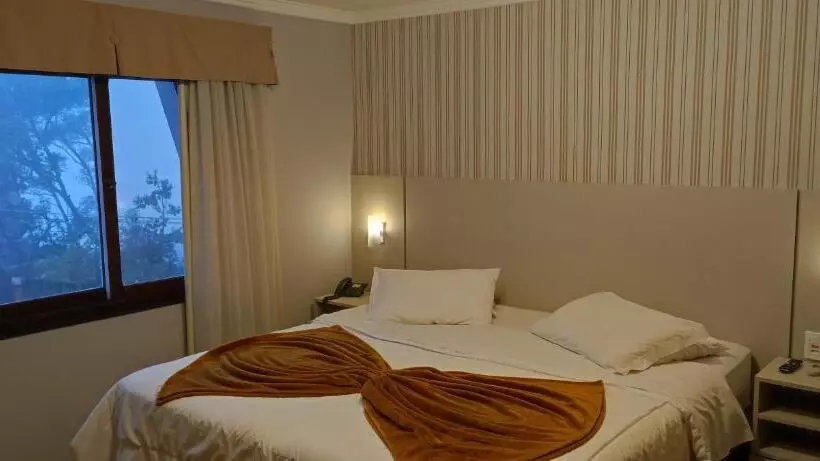 استودیوی استاندارد, Pousada Do Verde Gramado