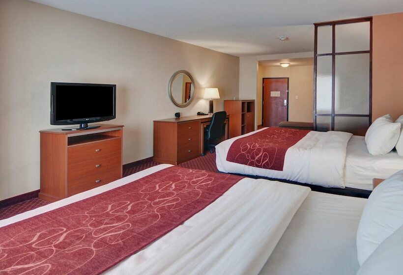 Люкс, Quality Suites Near Cedar Creek Lake