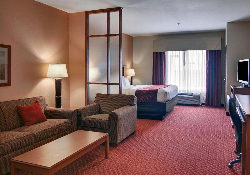 Люкс Кровать Кинг, Quality Suites Near Cedar Creek Lake