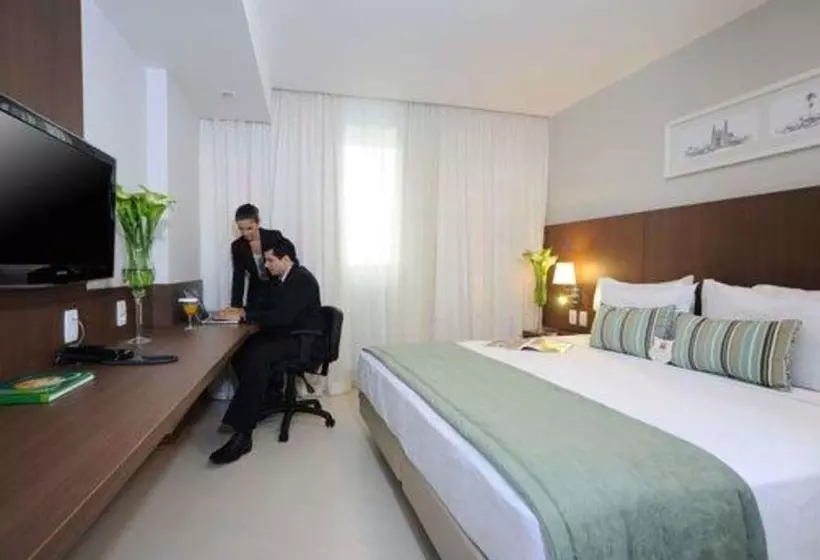 اتاق اجرایی با تخت بزرگ, Quality Hotel Vitória