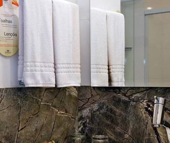 اتاق اجرایی با تخت بزرگ, Quality Hotel Vitória