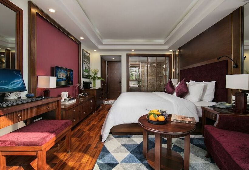 带阳台的高级房间, Sapa Horizon