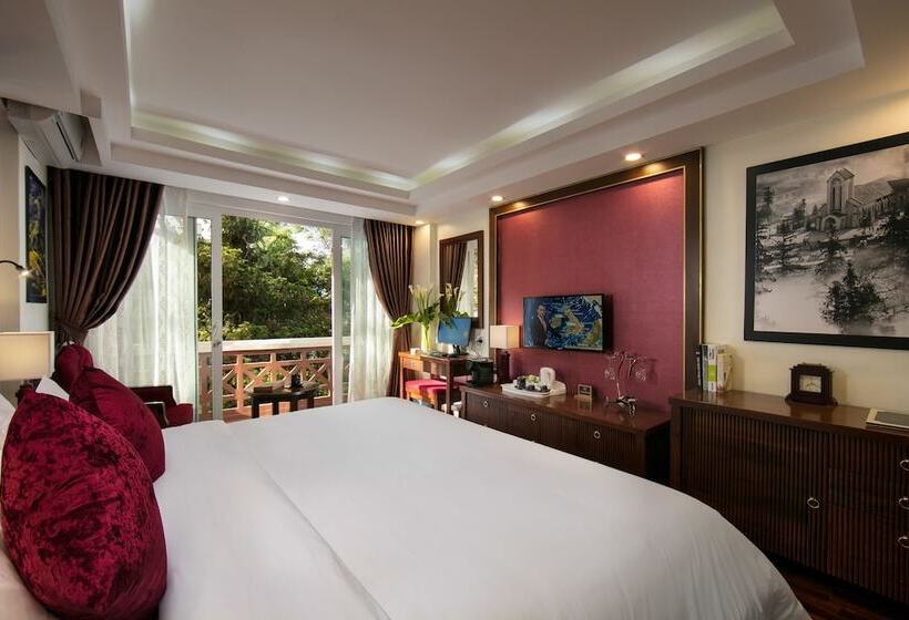 带阳台的高级房间, Sapa Horizon