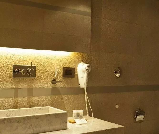 اتاق اجرایی, Sileo Apart
