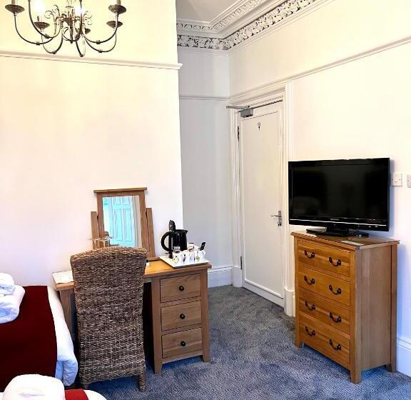 スーペリアトリプルルーム, Bythesea Guest House