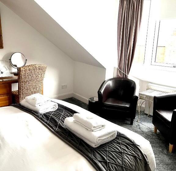 キングサイズベッドのデラックスルーム, Bythesea Guest House