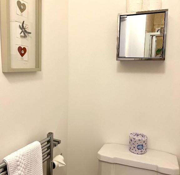 ガーデンビューファミリールーム, Bythesea Guest House