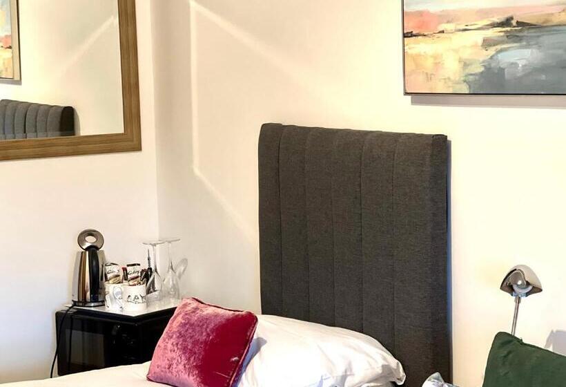 ガーデンビューファミリールーム, Bythesea Guest House